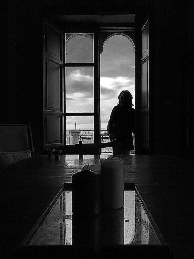 Villa Palamara 1868-Toweronthesea Sant'Ambrogio  Kültér fotó